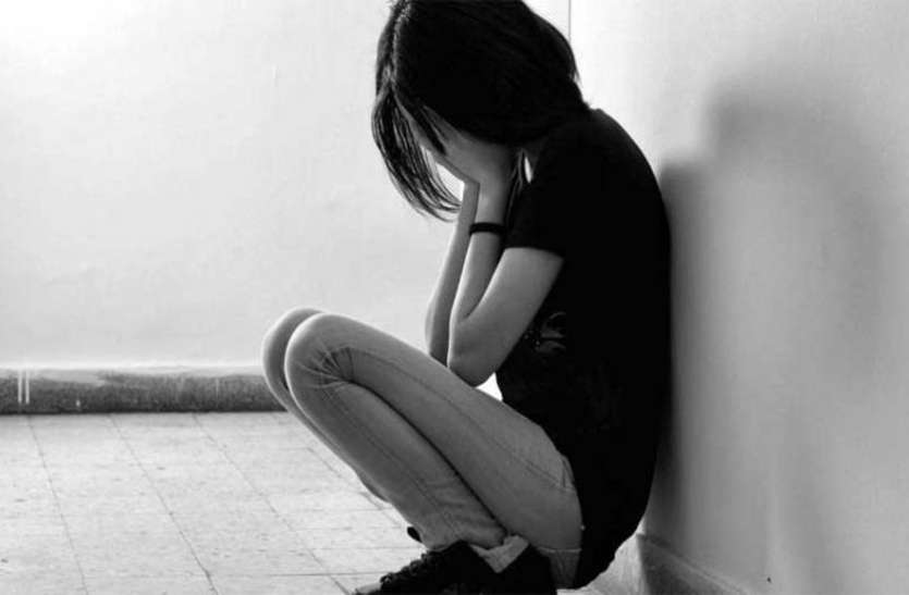 girl घर का काम नहीं करती थी युवती, मां ने कहा- शादी करवा दूंगी तो खा लिया जहर