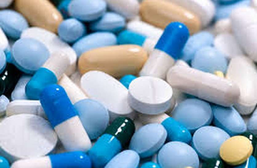 बिना डिग्री के एलोपैथी पद्धति से इलाज का आरोप अस्पताल संचालक के खिलाफ मामला दर्ज बिना डिग्री के एलोपैथी पद्धति से इलाज का आरोप अस्पताल संचालक के खिलाफ मामला दर्ज