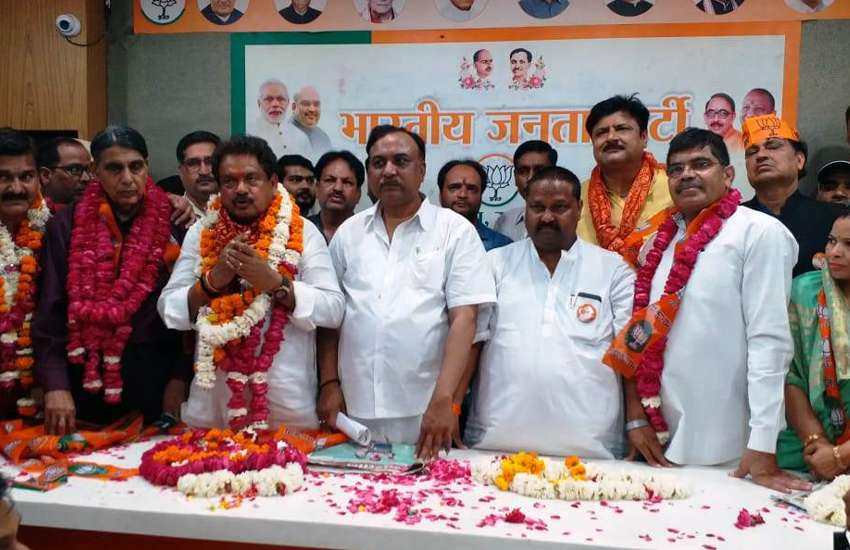 sp singh baghel