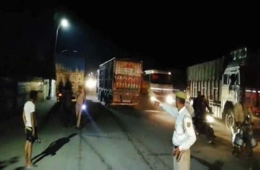 police action against overload truck of morang मौरंग से भरे ओवरलोड ट्रकों पर पुलिस की बड़ी कार्रवाई, माफियाओं में मचा हड़कम्प