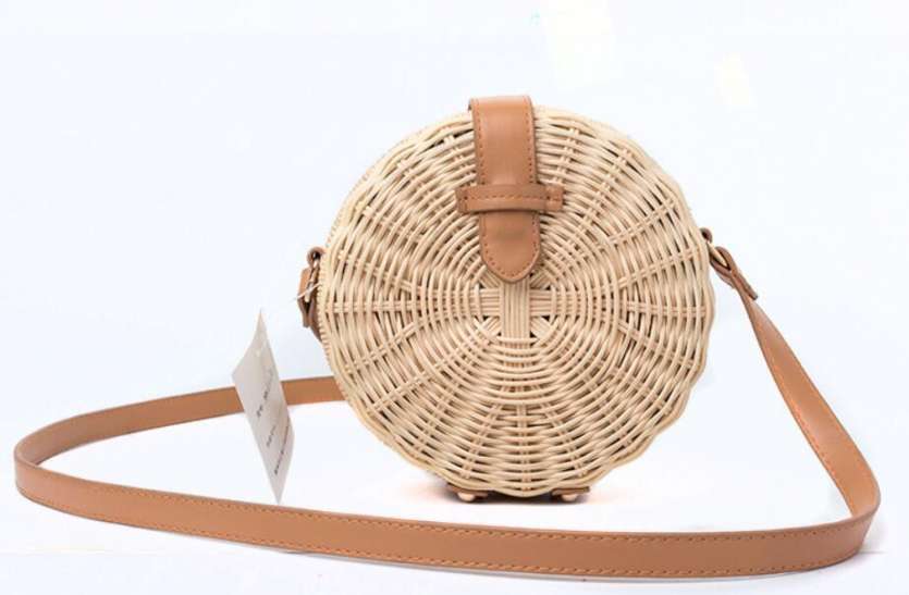 rattan bag हर मौके और ड्रेस के साथ मैच हो जाता है रैटन बैग