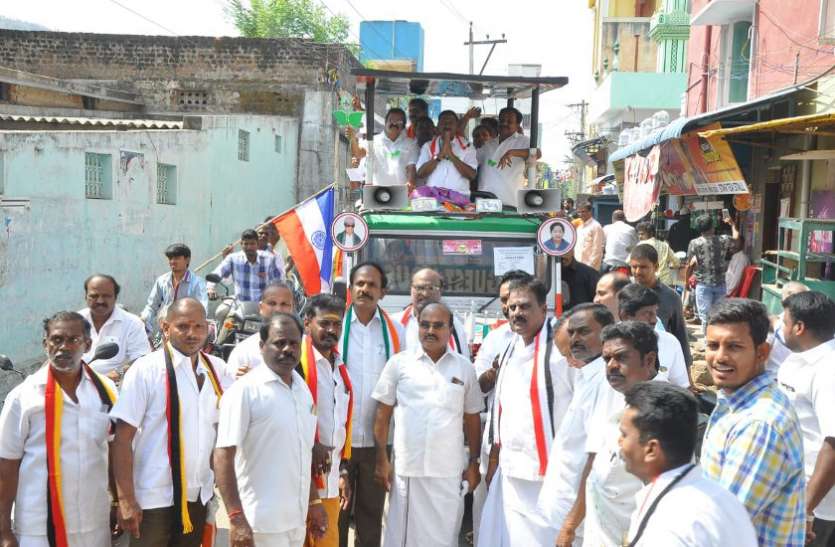 Election campaign at Velur and Arni parliamentary constituencies वेलूर व आरणी संसदीय क्षेत्रों में चुनाव प्रचार चरम पर