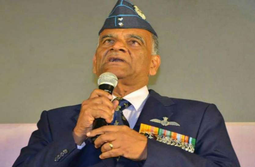S Varthaman विंग कमांडर अभिनंदन के पिता का बयान, बालाकोट एयरस्ट्राइक में मारे गए होंगे 250-300 आतंकी