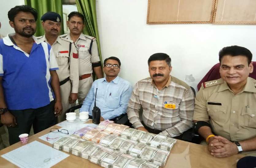 news जीआरपी की बडी कार्यवाही, चेकिंग के दौरान यात्री के पास मिले 11 लाख