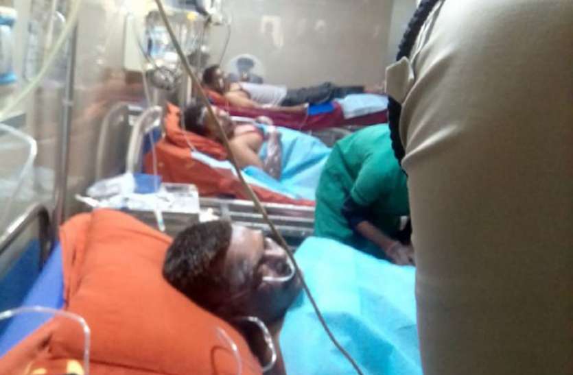 mortar bomb 120 mm explosion 45 किलो वजनी मोर्टार बम से अचानक हुआ धमाका, लगी आग, मची भगदड़
