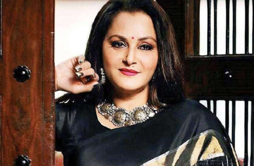 jaya prada Exclusive: पांच साल में इतनी कम हो गई जया प्रदा की उम्र, जानकर रह जाएंगे दंग