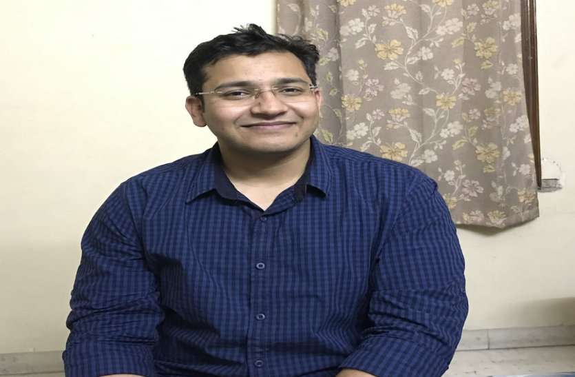 varnit negi bilaspur शहर के वर्नित ने यूपीएससी परीक्षा में बनाया 13वां स्थान, इस तरह करते थे तैयारी !