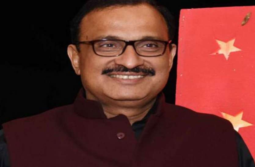 pravin kakkad incom tax raid कक्कड़ से जुड़ी सभी कंपनियों की होगी जांच