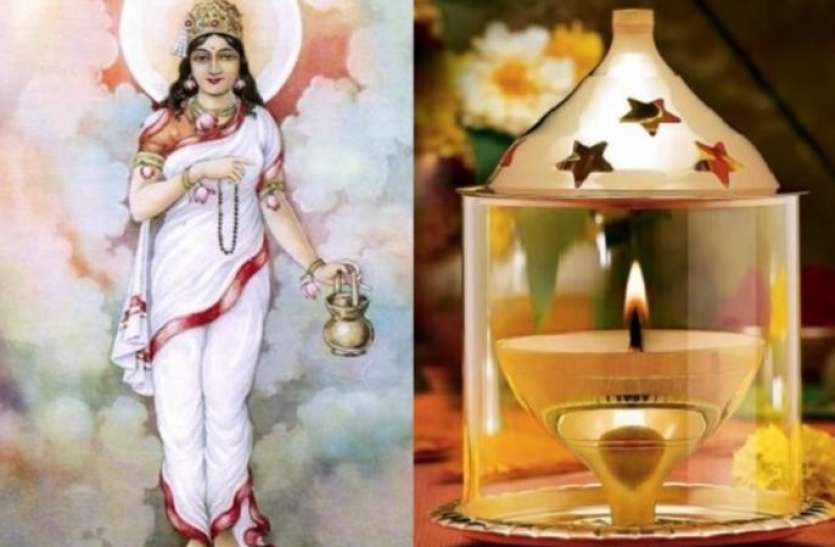 maa brahmacharini Navratri: नवरात्रि के दूसरे दिन छात्र करें मां ब्रह्मचारिणी की पूजा, मिलेगा सफलता का आशीर्वाद