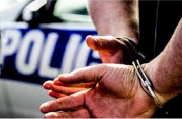 police arrested five person with illegale wepon in ballia अवैध असलहे की खेप बरामद, पांच बदमाश गिरफ्तार