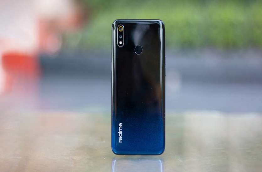 realme 3 Realme Yo Days Sale आज, स्मार्टफोन के साथ 1 रुपये में मिलेगा ईयर बड