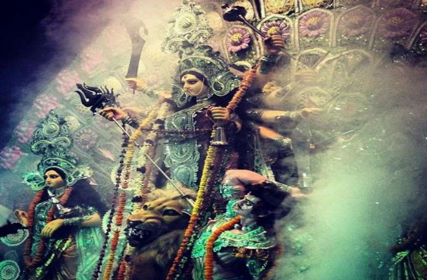 maa durga चैत्र नवरात्रि 2019: हर दुख को दूर करेंगी मां स्कंदमाता, इन उपायों को करने से मिलेगी सफलता