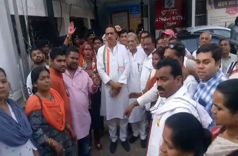lok sabha election 2019 कांग्रेस ने BJP पर लगाया फेक न्यूज फैलाने का आरोप, चुनाव आयोग से की कार्रवाई की शिकायत