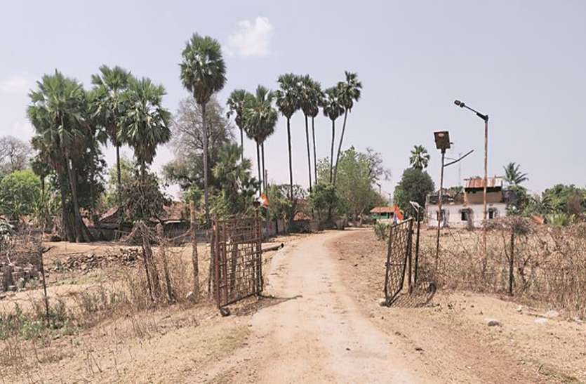 Sukama छत्तीसगढ़ का एक ऐसा गाँव जहाँ 15 वर्षों से पिंजरे में कैद है लोकतंत्र