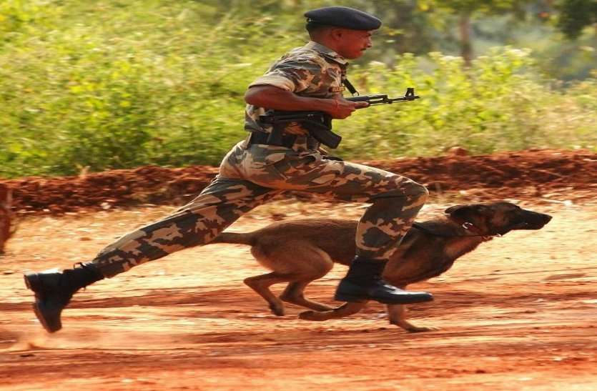 police बस्तर में 100 से अधिक मतदान केंद्रों पर आईईडी का खतरा, स्निफर डॉग और बम डिस्पोजल स्क्वॉड अलर्ट