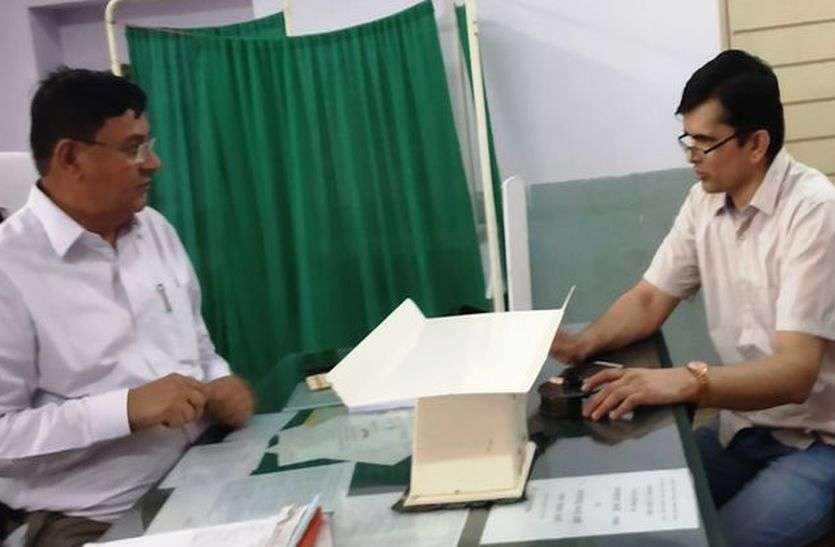 Sub center आदर्श पीएचसी के अधीन यह उप स्वास्थ्य केंद्र रहता है बंद