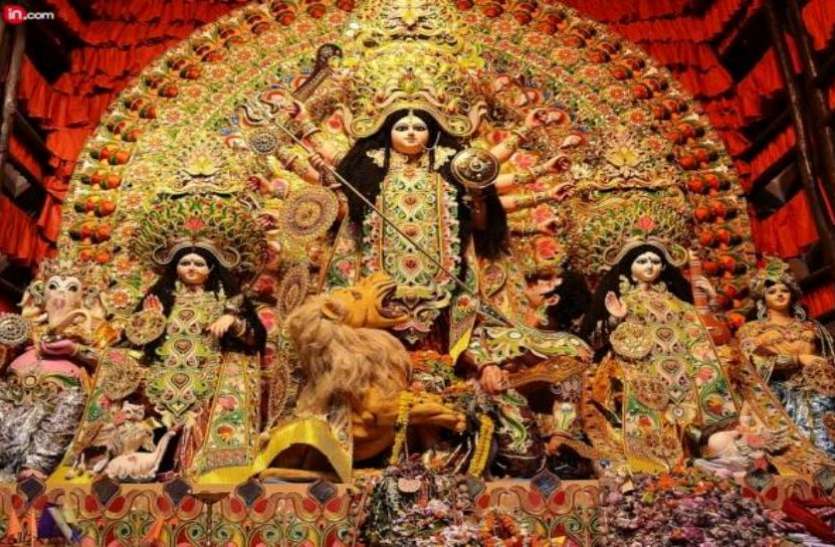 goddess durga चैत्र नवरात्रि 2019 - अष्टमी और नवमी पर इस प्रकार करें कन्या पूजन, मां दुर्गा जल्द होंगी प्रसन्न