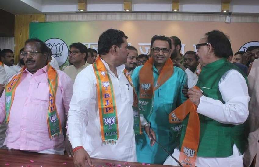 कांग्रेस नेता अरविंद ने ज्वाइन की बीजेपी