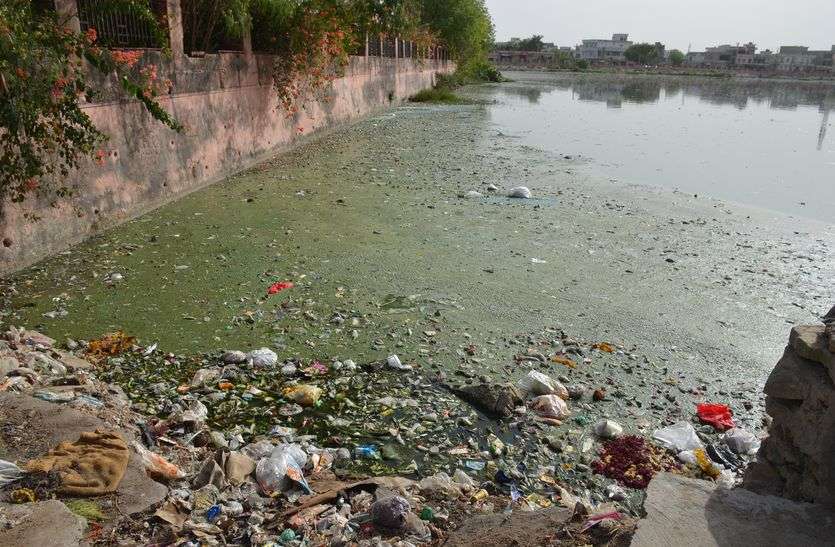 The seven drains in the city can not be closed in bhilwara शहर के सात नालों को बन्द नहीं कर पा रही परिषद