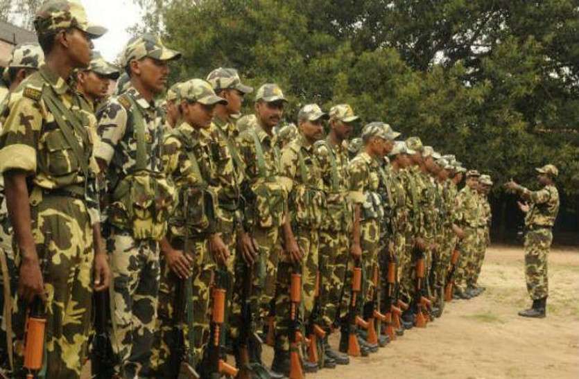 chhattisgarh लोकतंत्र के उत्सव में लाल आतंक खतरा, अकेले कवर्धा में जवानों की 8 कंपनी तैनात