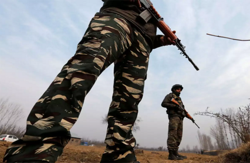 jharkhand झारखंड: सुरक्षाबलों के साथ मुठभेड़ में 3 नक्सली ढेर, सीआरपीएफ का जवान शहीद