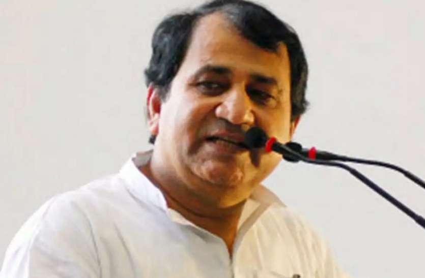 Shakeel Ahmed शकील अहमद का कांग्रेस प्रवक्ता पद से इस्तीफा, मधुबनी से निर्दलीय चुनाव लड़ने का ऐलान