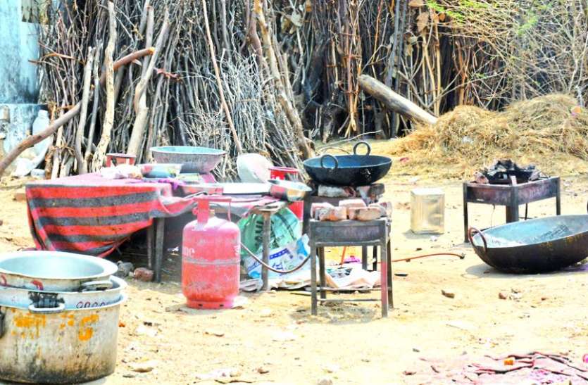 The groom asked for dowry, marriage cancel दूल्हे ने मांगा दहेज, दुल्हन ने बैरंग लौटा दी बारात