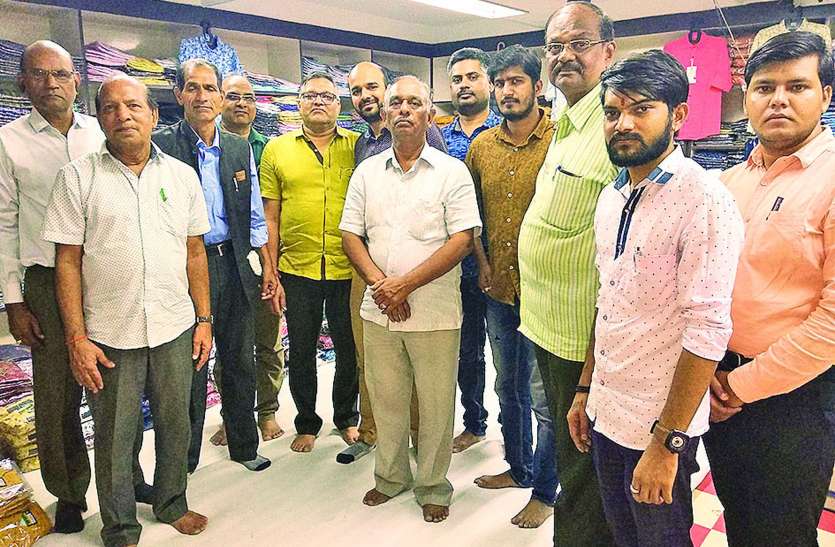 bangalore news उम्र को मात दे मतदान के लिए उत्साहित हैं वरिष्ठ मतदाता