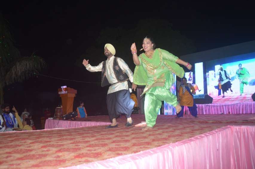 Punjabi Samaj ne manaya BAISAKHI PARV Punjabi Samaj ne manaya BAISAKHI PARV