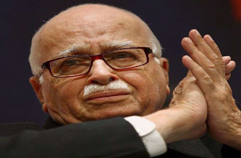 Lal Krishna Advani भाजपा ने नहीं किया आडवाणी का सम्मान, गहलोत ने आर्टिकल के माध्यम से मोदी और शाह पर लगाया बड़ा आरोप