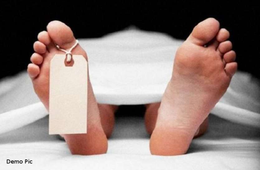 banswara बांसवाड़ा : भरी दोपहरी में लकड़ी काटने गए मजदूर ने पानी पीया और अचानक हो गई मौत, गांव में फैली सनसनी...