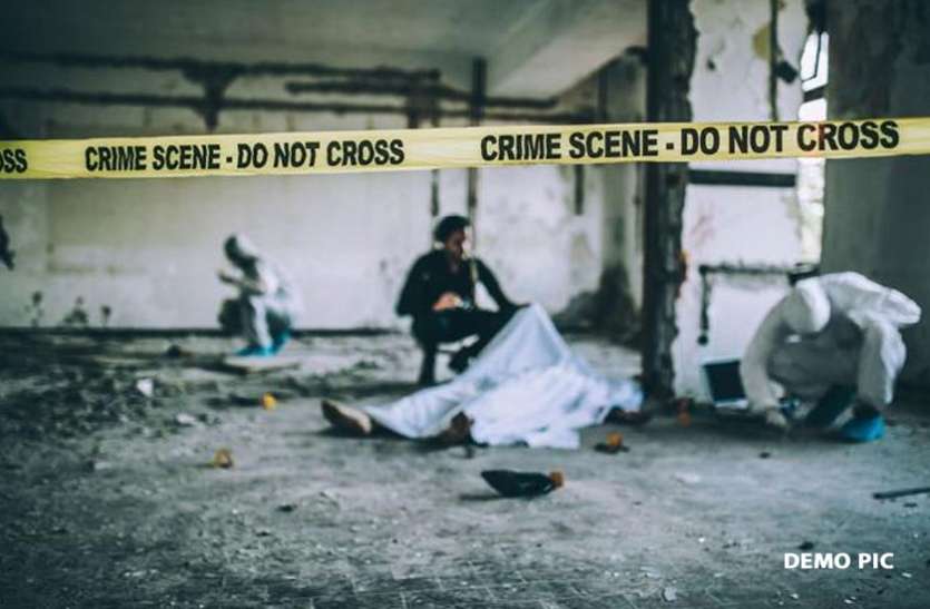 murder दिल्ली: पुरानी रंजिश के चलते दोस्तों ने ले ली जान, पुलिस स्टेशन से महज 800 मीटर दूर हुआ कत्ल, 4 गिरफ्तार