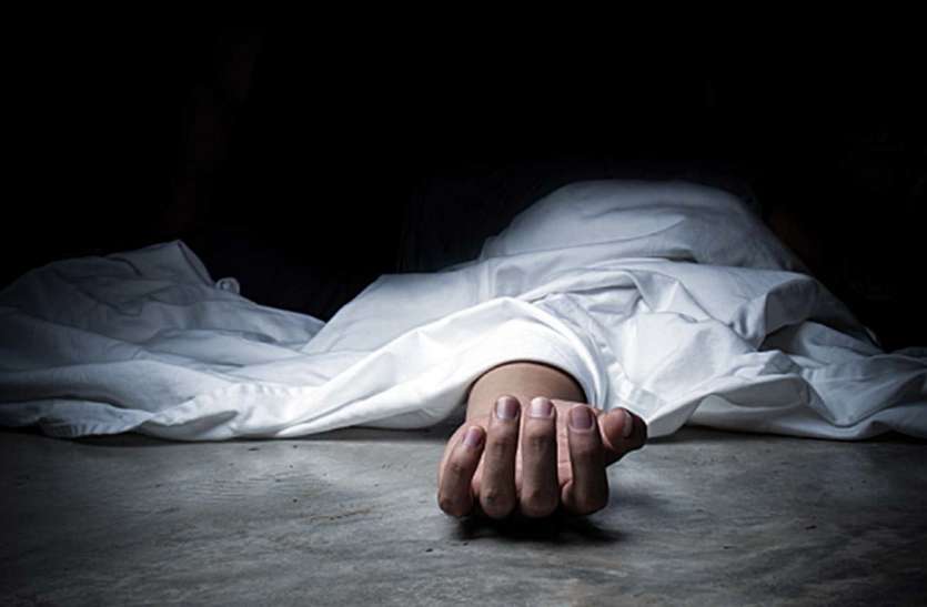 two killed in road accident जीप ने बाइक को मारी टक्कर, दो की मौत