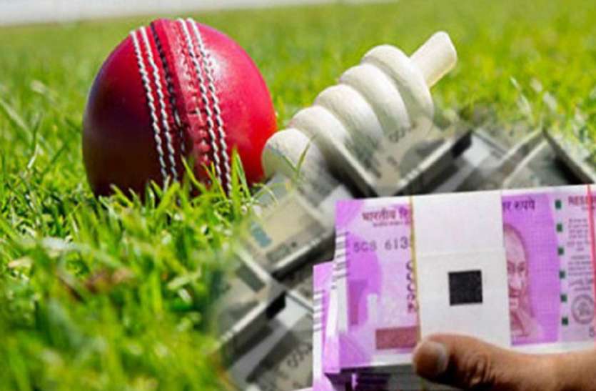 ipl आईपीएल मैचों में सट्टा लगा रहे रसूखदार सटोरिए, गिरफ्तार