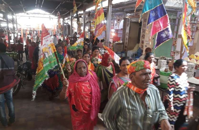 jaisalmer रामदेवरा में उमड़ी श्रद्धालुओं की भीड़