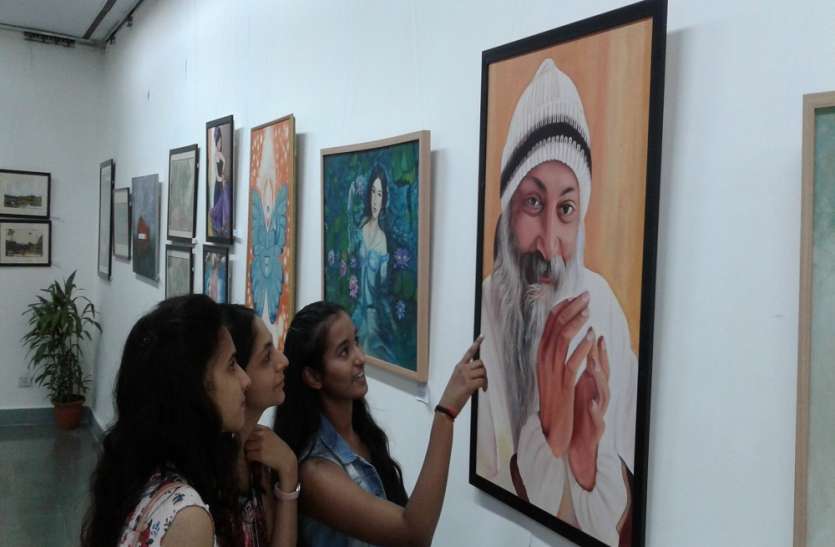 art exhibition 'हम पंक्षी एक डाल के' कला प्रदर्शनी का नवनीत सहगल ने किया उद्घाटन