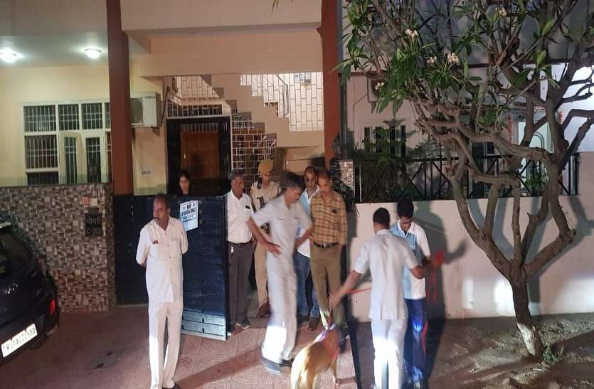 jaipur आखिर कौन थी लुटेरी महिला, दूसरे दिन भी नहीं लगा पता, गेट खुलवा पीड़िता की गर्दन दबा कर दिया था बेहोश