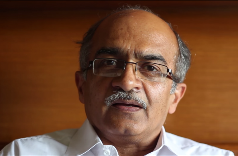 prashant bhusahan नियम तोड़कर वकालत करना प्रशांत भूषण को पड़ा भारी, 'स्वराज अभियान' पार्टी से दिया इस्तीफा