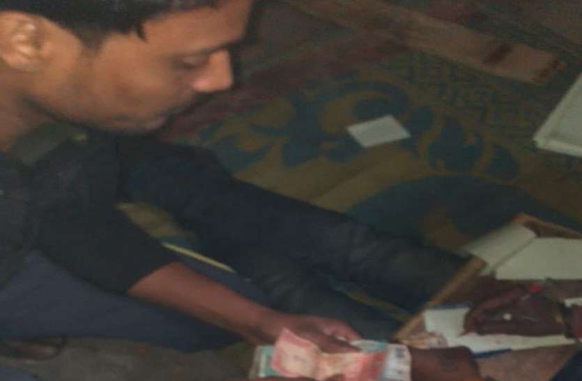 Delhi Satta Gang Active In Alwar आईपीएल से भी ज्यादा बर्बाद कर रहा दिल्ली का सट्टा, रोज खुलेआम लाखों रुपए दांव पर लग रहे, पुलिस का भी है संरक्षण