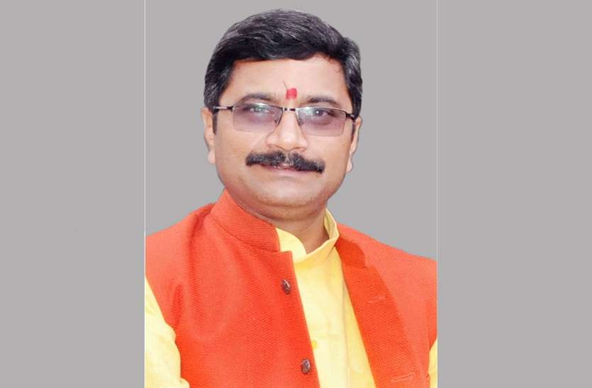 Nilkanth Tiwari BJP के मंत्री नीलकंठ तिवारी के विवादित बोल, कहा- हमें नहीं चाहिये 20 प्रतिशत अल्पसंख्यकों का वोट