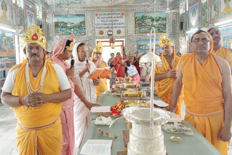 Singrauli NTPC: Mahavir Swami jayanti in Jain Temple Vindhyachal