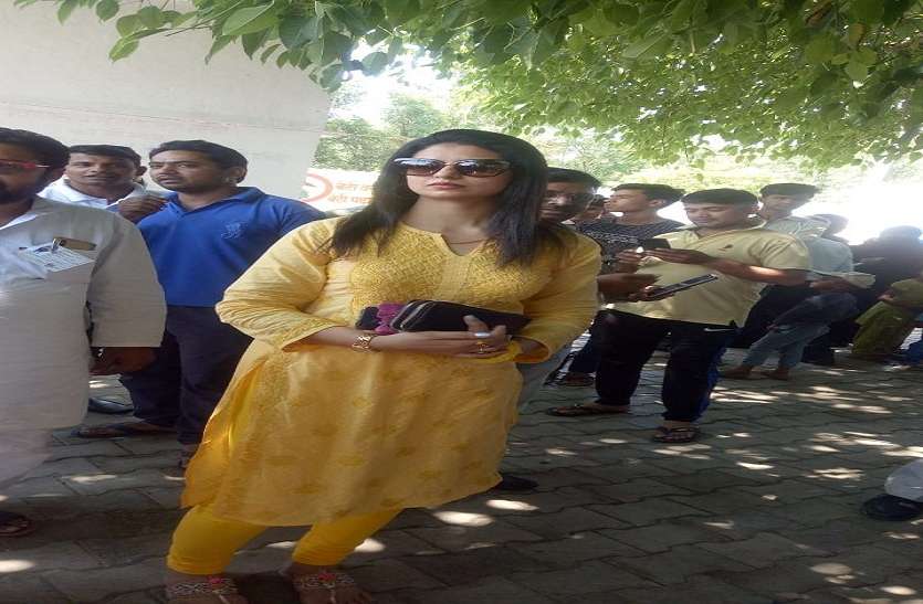 moradabad मतदान वाले दिन अचानक ससुराल पहुंच गयी क्रिकेटर शमी की पत्नी हसीन जहां, कही ये बड़ी बात