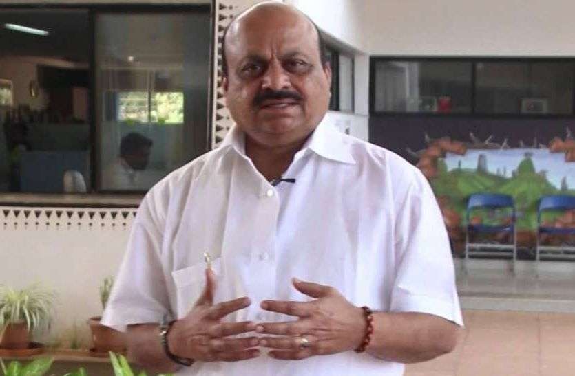 bangalore news भाजपा नेता के बिगड़े बोल, राहुल की तुलना ‘जोकर’ से