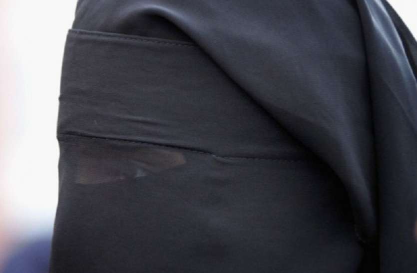 Burqa Big News: बुर्के की आड़ में फर्जी वोट डालने की कोशिश, जब उठा बुर्का तो हैरान रह गए पोलिंग कर्मी