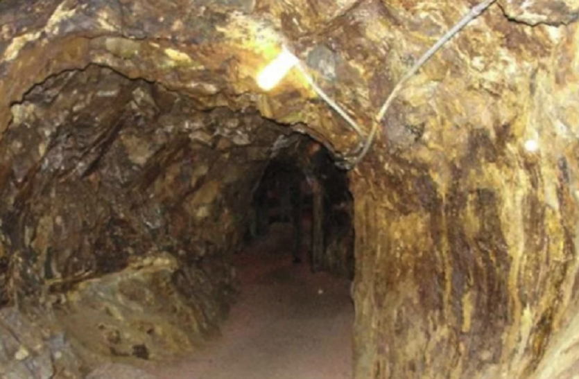 gold इस गांव में दबा है 680 टन सोना, लेकिन गांव वालों ने नहीं दी खनन की मंजूरी