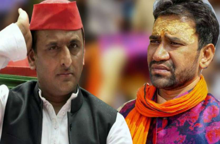 Akhilesh Yadav Nirahua अखिलेश यादव के खिलाफ BJP के ‘निरहुआ’ ने इस अंदाज में किया नामांकन, देखते रह गए सब लोग
