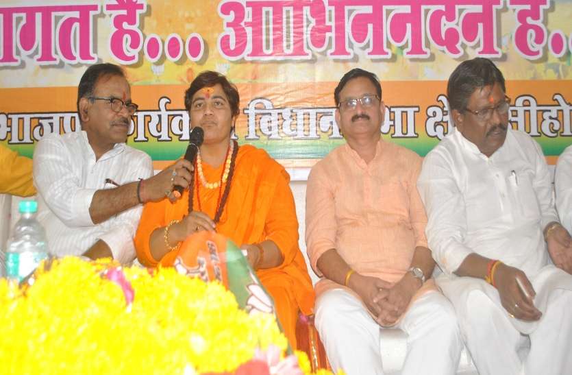 sehore लोकसभा चुनाव के प्रचार ने पकड़ा जोर, भगवान गणेश की शरण में उम्मीदवार