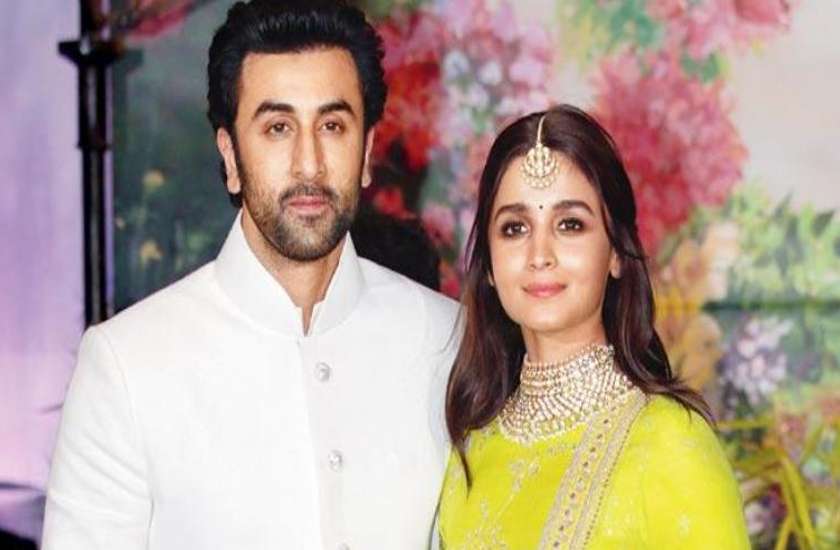 alia-bhatt-and-ranbir-kapoor-latest-photos-alia-look-sad