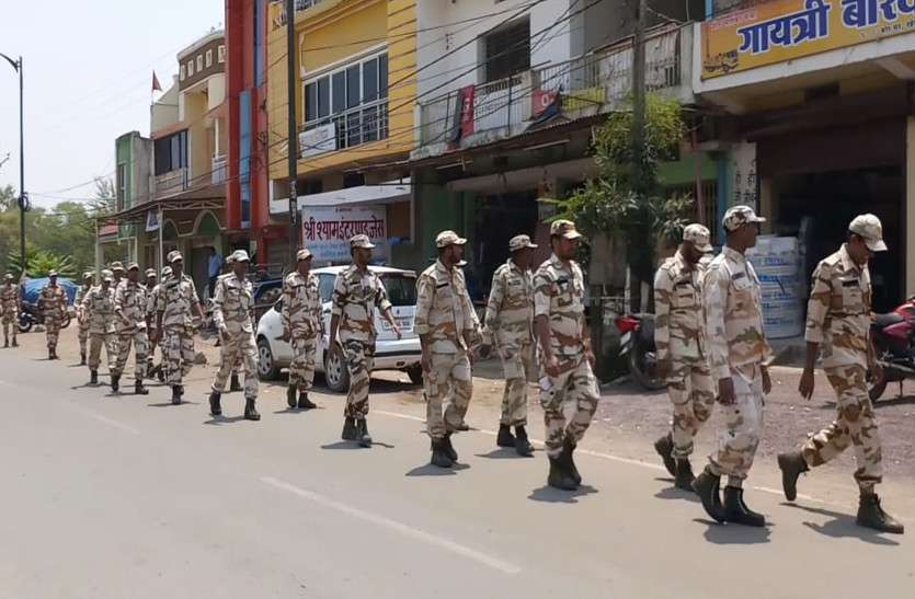 चुनाव को लेकर सुरक्षा बलों के पुख्ता इंतजाम, 10 कंपनियों के तीन हजार से अधिक जवानों की चप्पे-चप्पे पर रहेगी पैनी नजर चुनाव को लेकर सुरक्षा बलों के पुख्ता इंतजाम, 10 कंपनियों के तीन हजार से अधिक जवानों की चप्पे-चप्पे पर रहेगी पैनी नजर