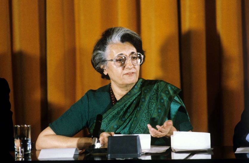 indira gandhi क्या आप जानते हैं- फुटबॉल की बड़ी प्रशंसक थीं इंदिरा गांधी, राहुल गांधी को भी है पसंद